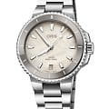 Oris Oris Aquis 01 733 7792 4151-07 8 19 05P  01 733 7792 4151-07 8 19 05P механические мужские часы белый циферблат, браслет нержавеющая сталь — вид спереди